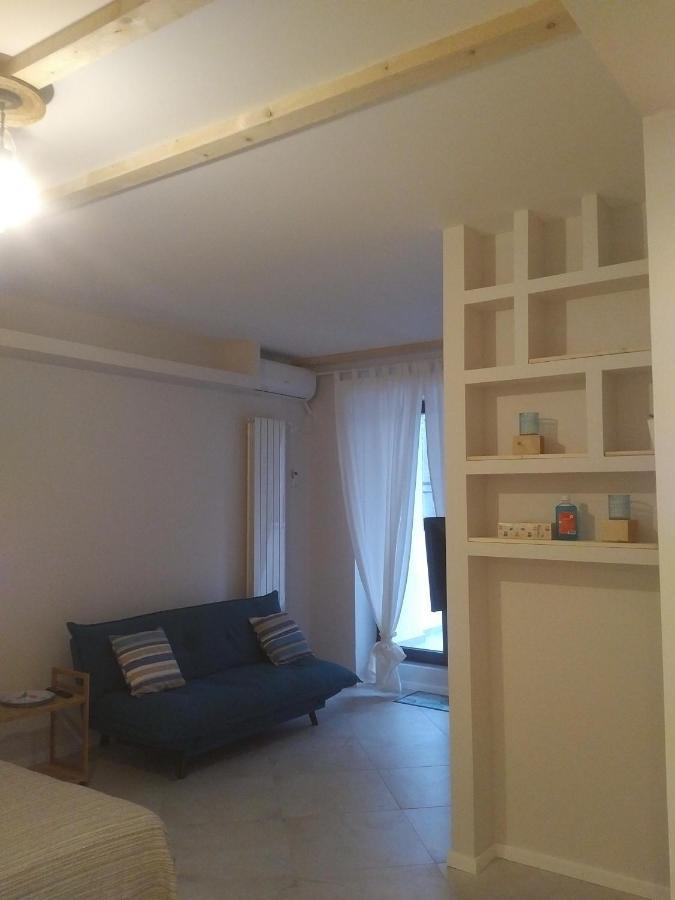 Marina Central Sunshine Studio Apartment Bucharest Exterior photo